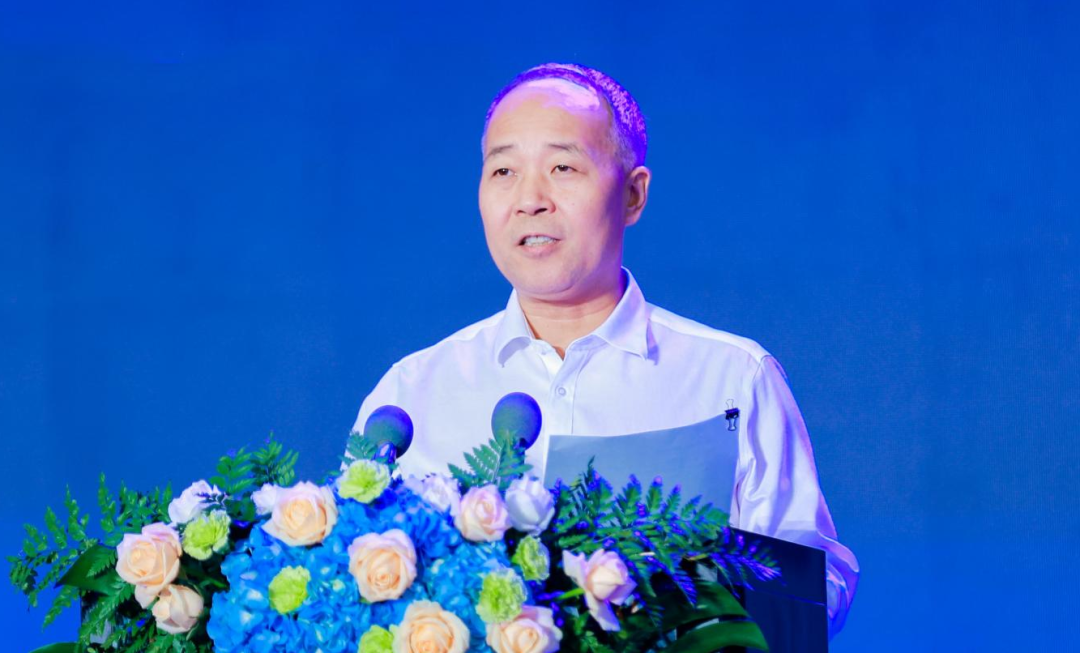 啟航新征程 點(diǎn)亮新賽道丨花花牛乳業(yè)集團(tuán)參加第十四屆中國(guó)奶業(yè)大會(huì)暨D20峰會(huì)，榮獲“中國(guó)乳制品生產(chǎn)企業(yè)現(xiàn)代化等級(jí)5A級(jí)”評(píng)定殊榮