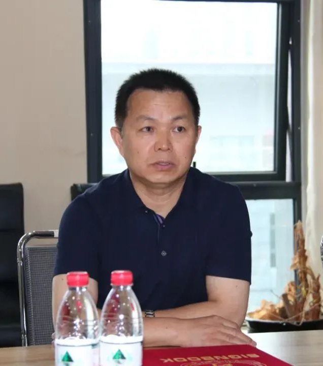 愛心奶情系學(xué)子，公益情溫暖人心—河南花花牛乳業(yè)集團(tuán)助力基金會(huì)“圓夢(mèng)計(jì)劃?一杯奶”公益項(xiàng)目，愛心捐贈(zèng)善款50萬元！