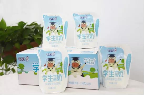 花花牛首款愛克林低溫學(xué)生飲用酸牛奶上市啦?。?！