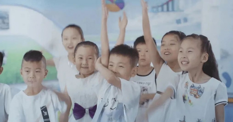 花花牛丨每天一杯奶，幸福健康喝出來(lái)?。。? />
			</div>
		<div   id=