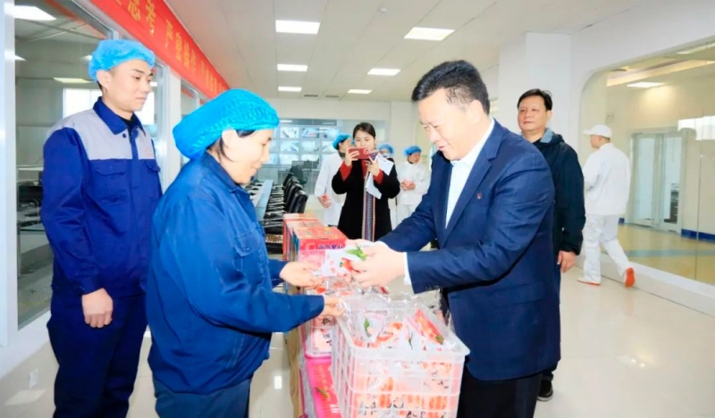 新春慰問送關懷——集團黨委書記、董事長慰問春節(jié)期間堅守崗位的一線職工